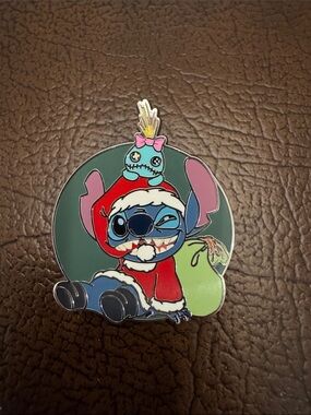 Santa Stitch with Scrump Disney trading pin